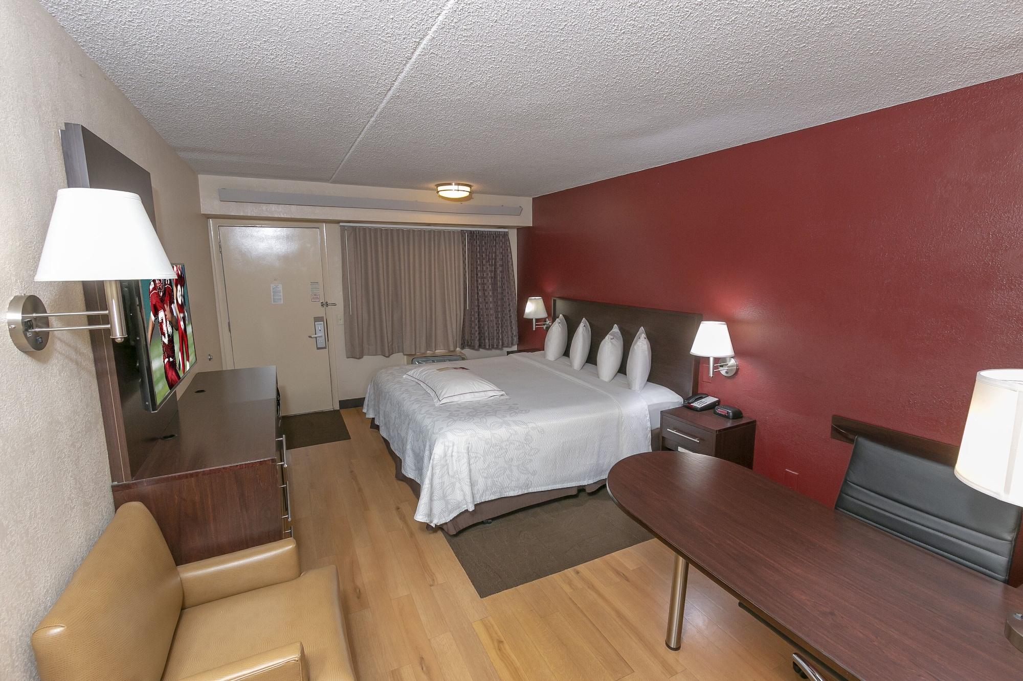 Red Roof Inn Plus+ University At Buffalo - Amherst Exterior foto